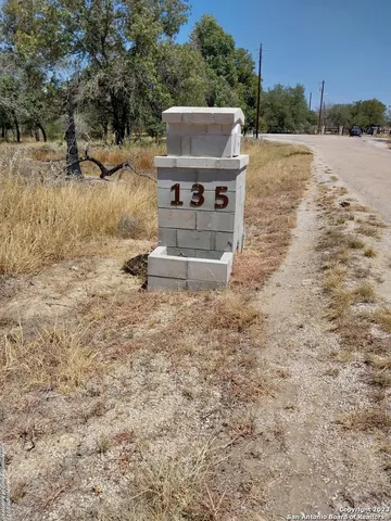$265,000 | 135 Cr 784 Natalia Tx 78059, Natalia, TX 78059
