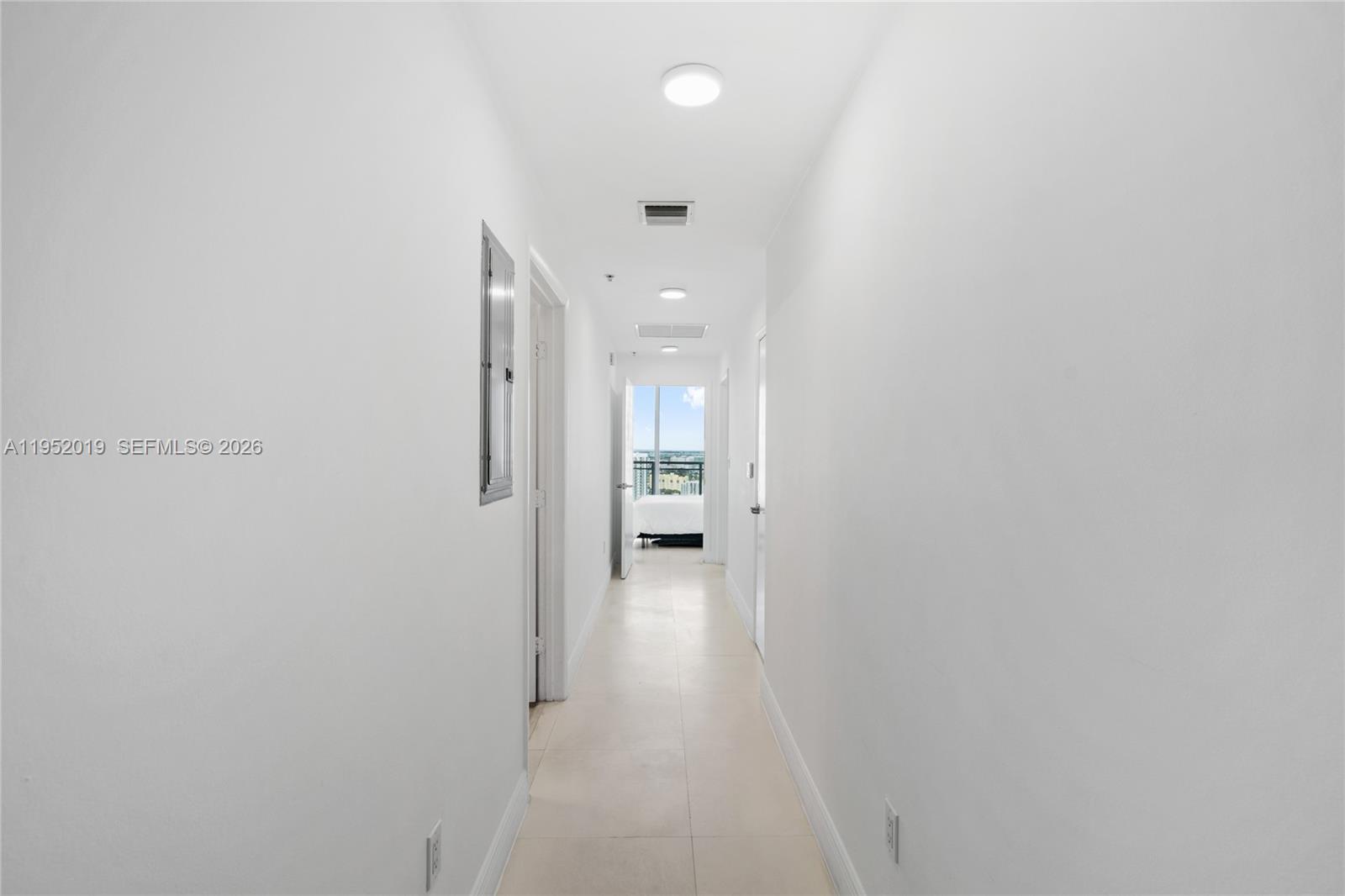 90 Southwest 3rd Street, Unit 3609 Miami, FL 33130 - Photo 14 of 33