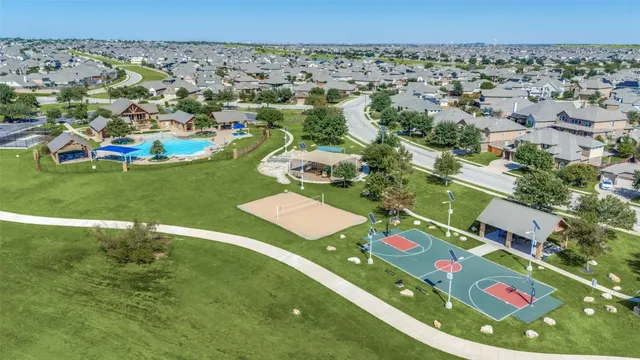 a view of an outdoor space