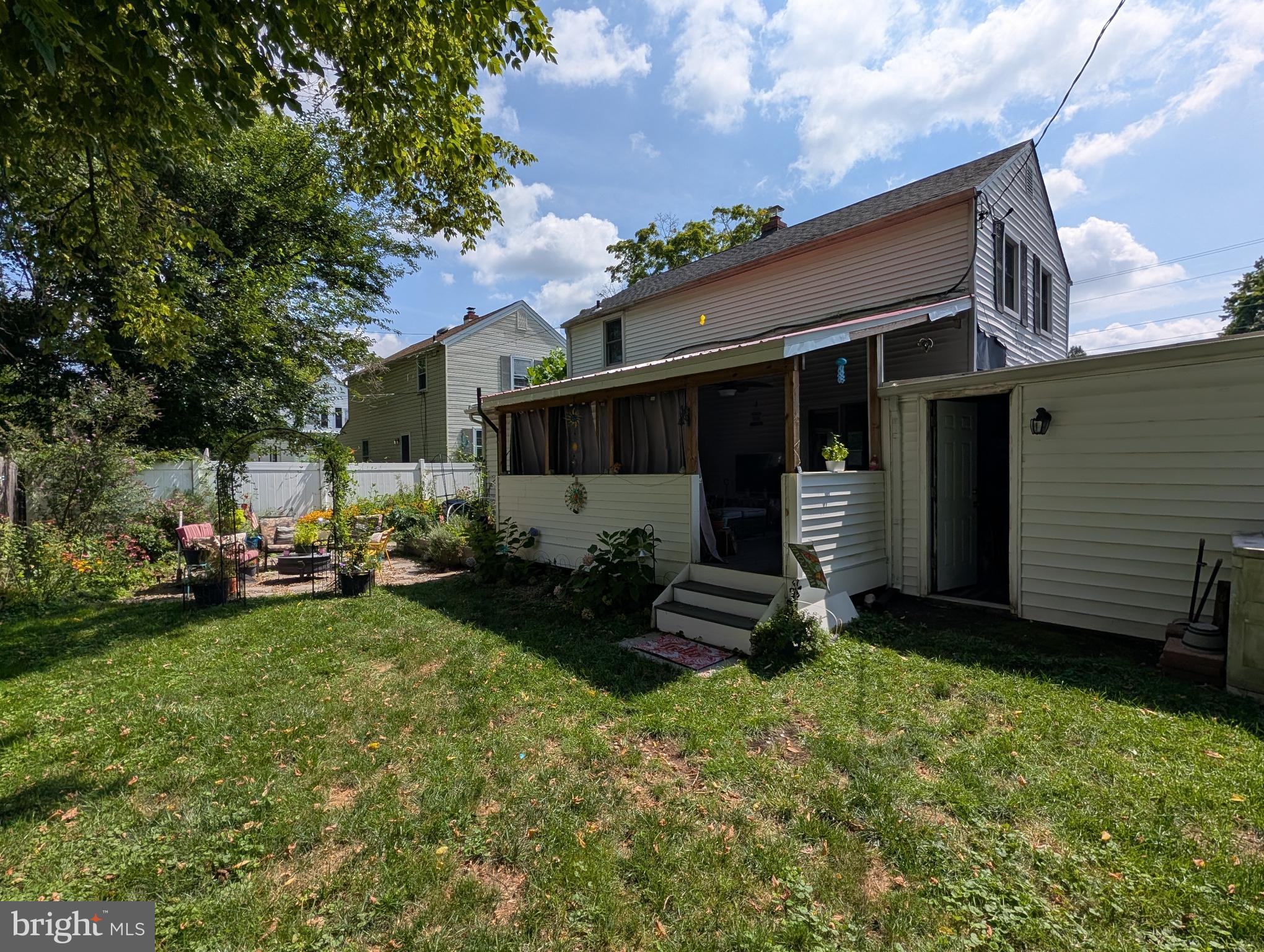 417 North Warminster Road Hatboro, PA 19040 - Photo 16 of 17 Gallery Image 16