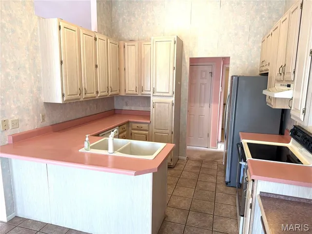 $335,000 | 11445 Nora Court, Bridgeton, MO 63044