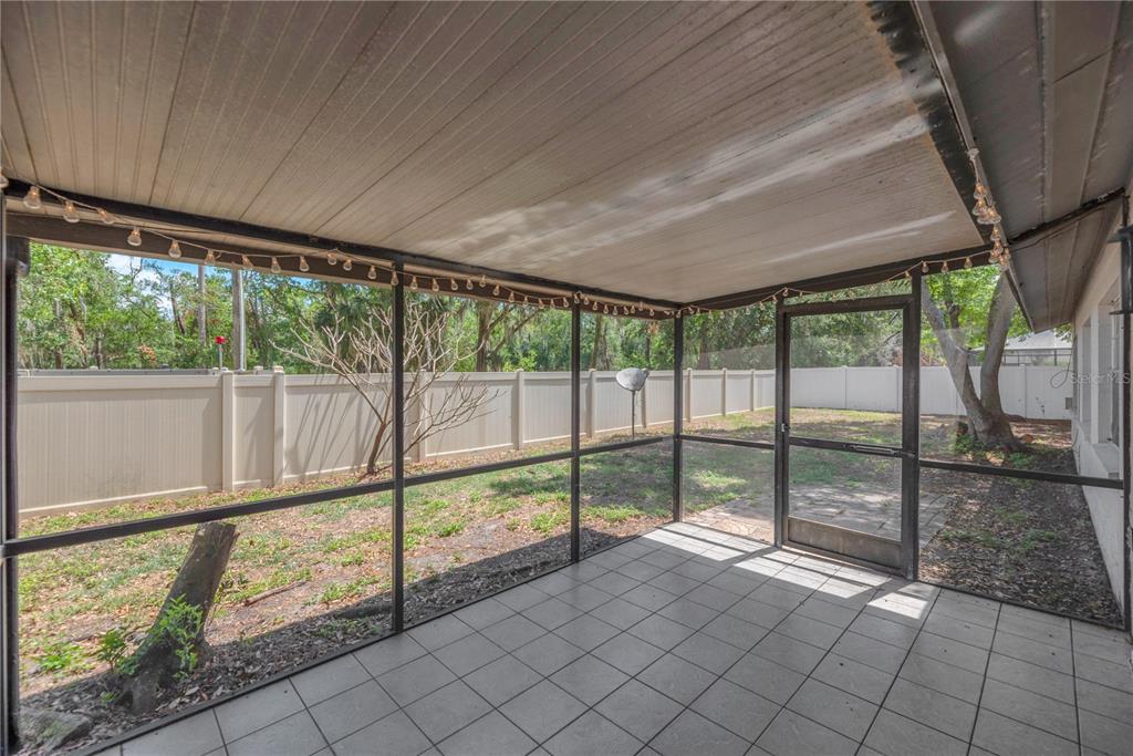 3619 Orangepointe Road Valrico, FL 33596 - Photo 20 of 26