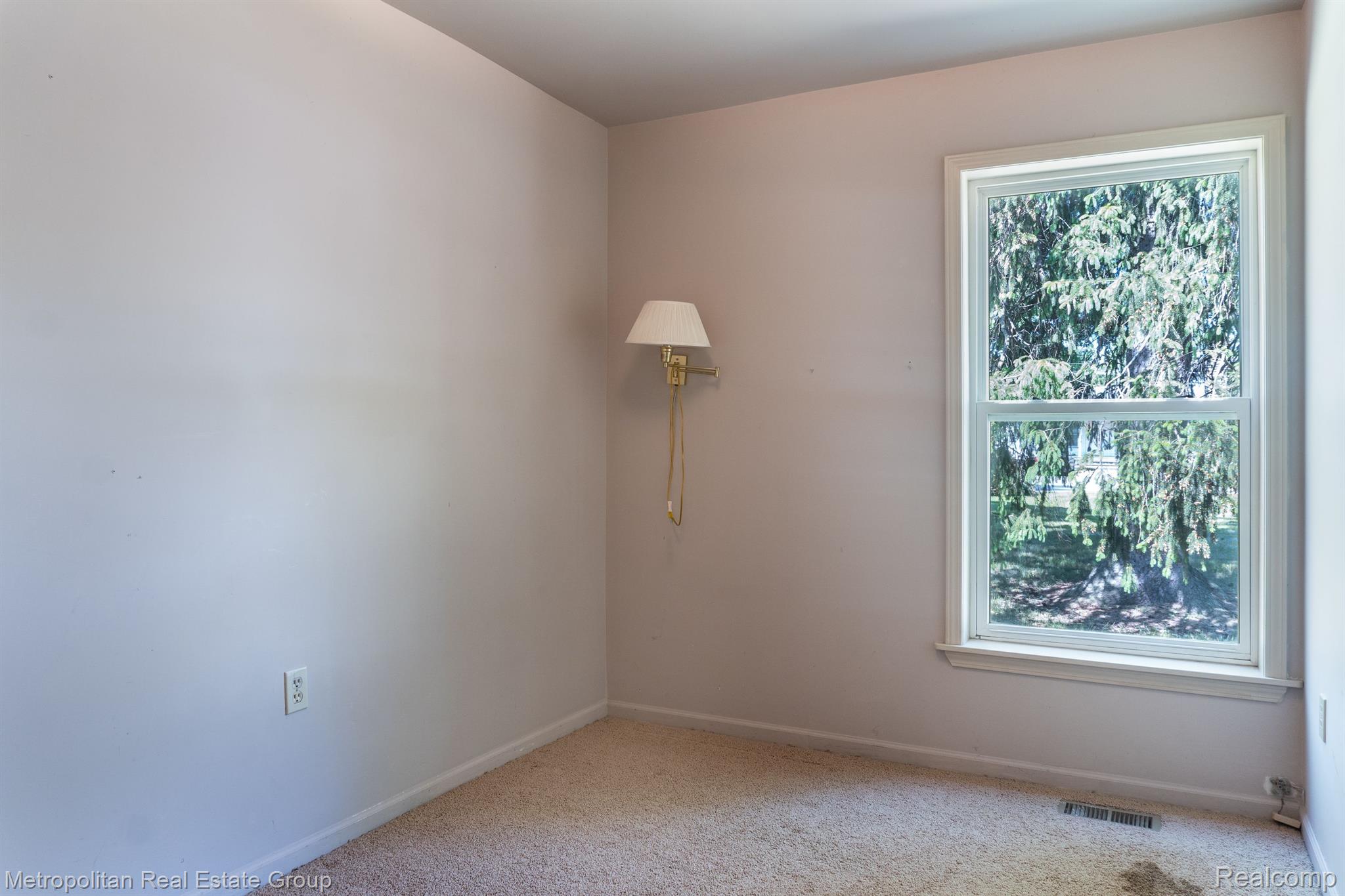 10324 Maple Road Hartland, MI 48353 - Photo 17 of 39 Gallery Image 17