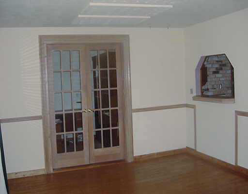 4407 Dicke Road Fort Wayne, IN 46804 - Photo 4 of 8
