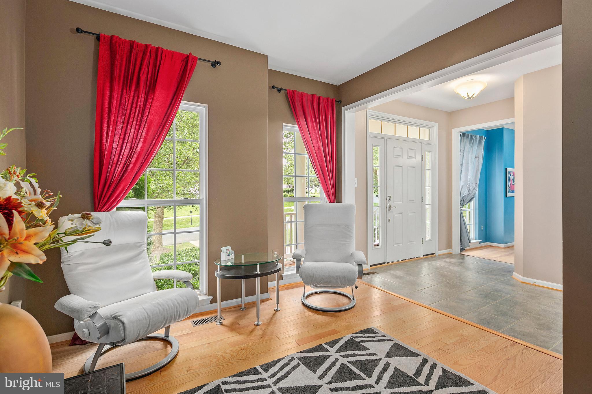 18416 Ashmeade Road Boyds, MD 20841 - Photo 2 of 30 Living Room