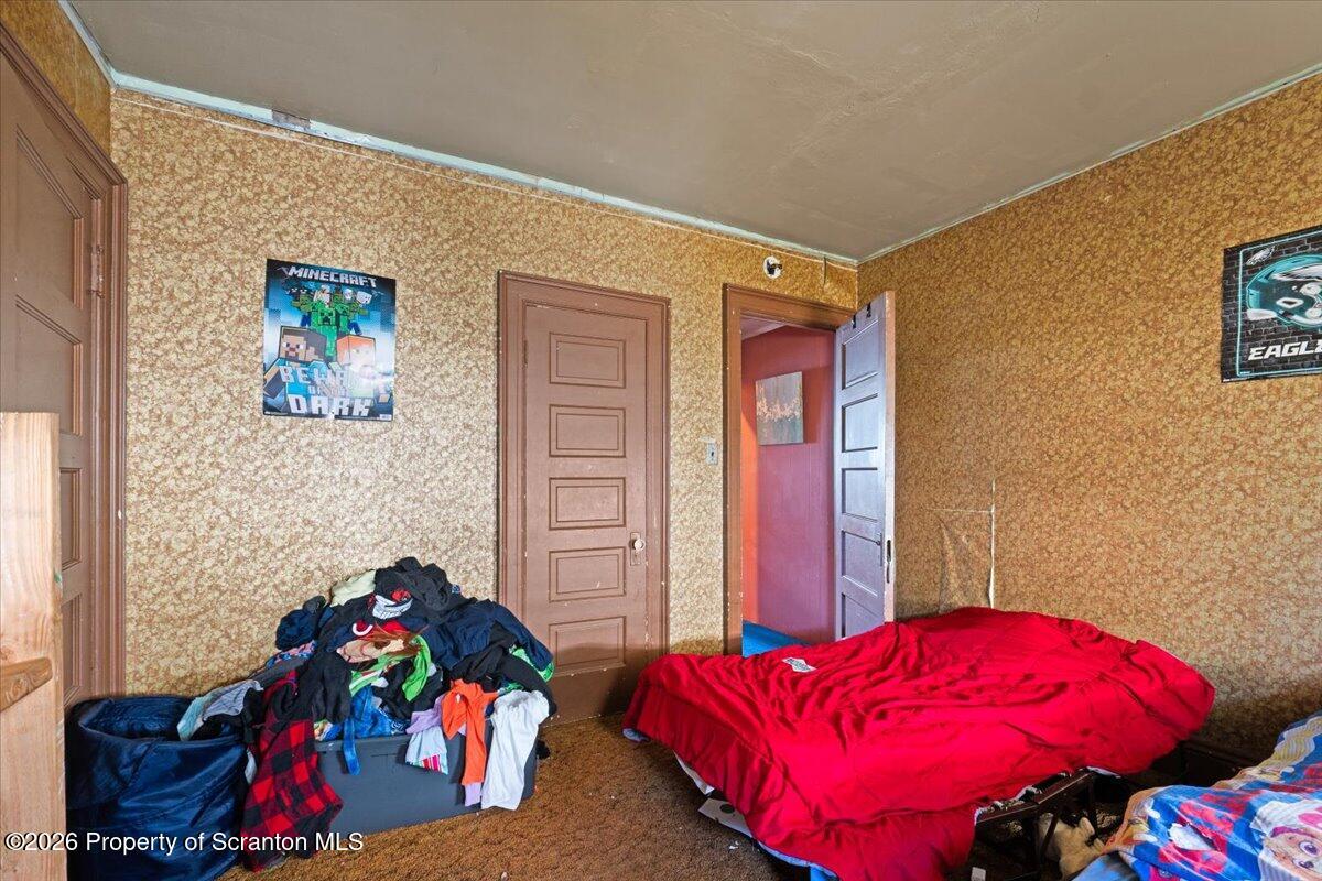 810 George Street Throop, PA 18512 - Photo 40 of 55 45-Second Floor Rear