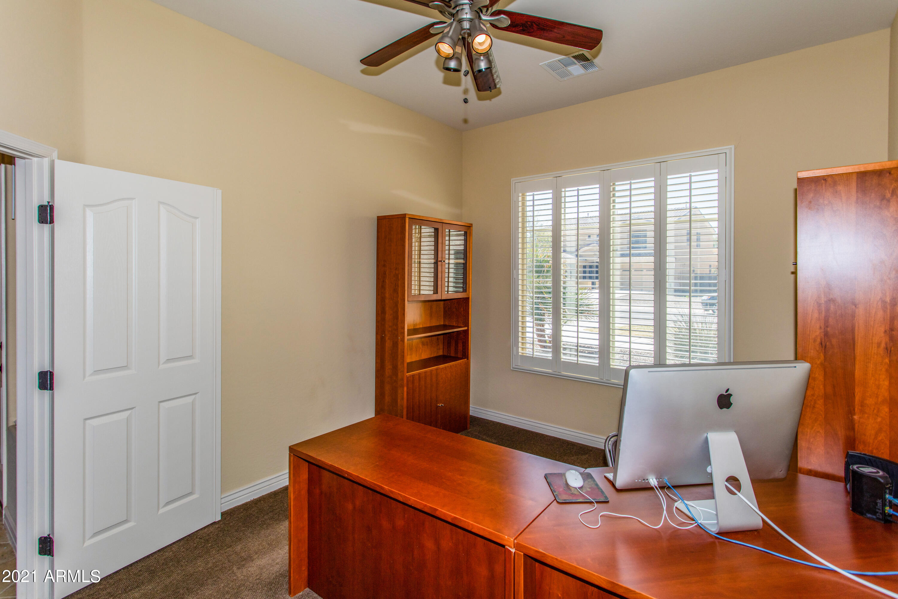 19095 North Stonegate Road Maricopa, AZ 85138 - Photo 18 of 43 18 Office