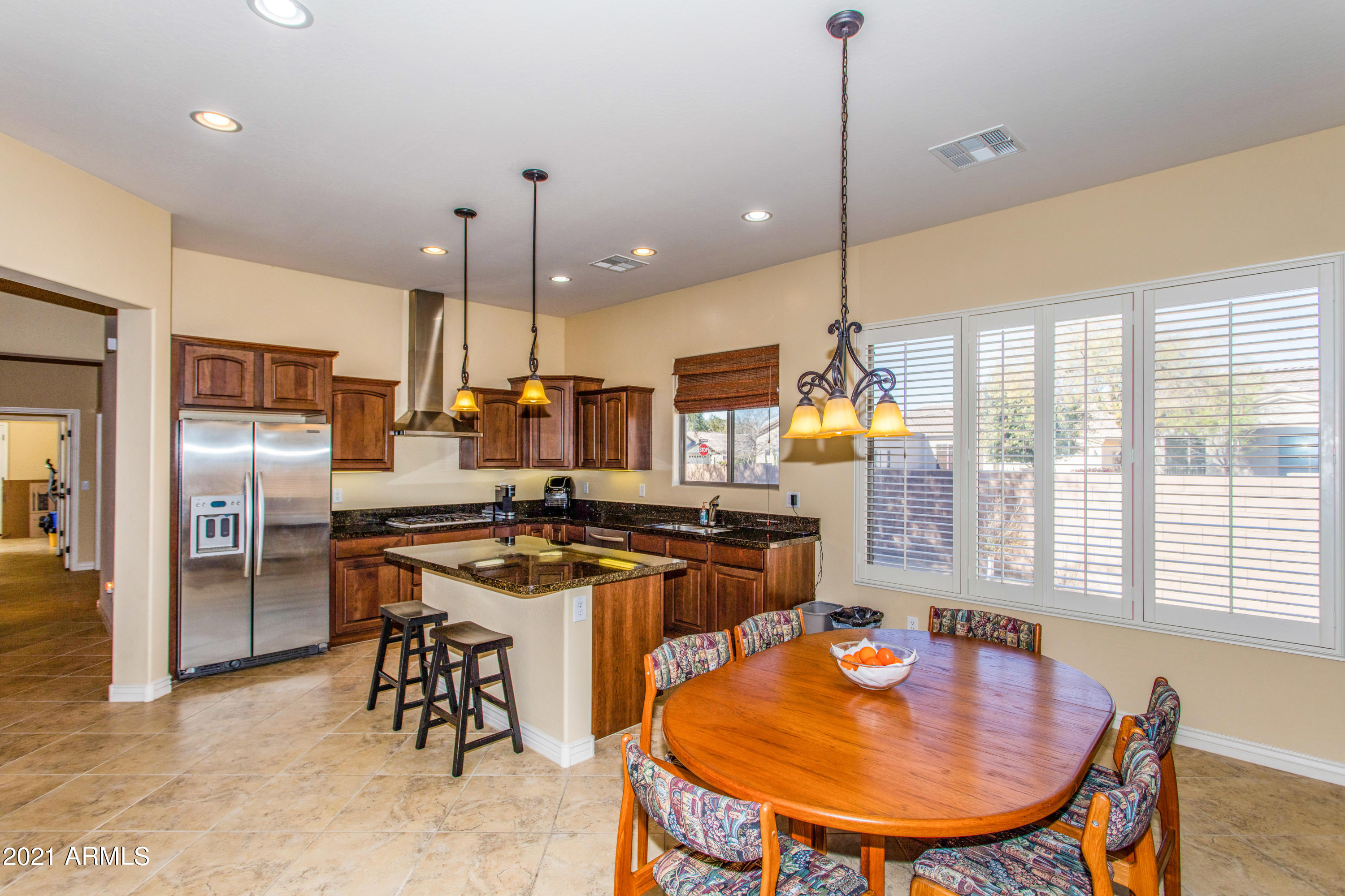 19095 North Stonegate Road Maricopa, AZ 85138 - Photo 8 of 43 08 Kitchen