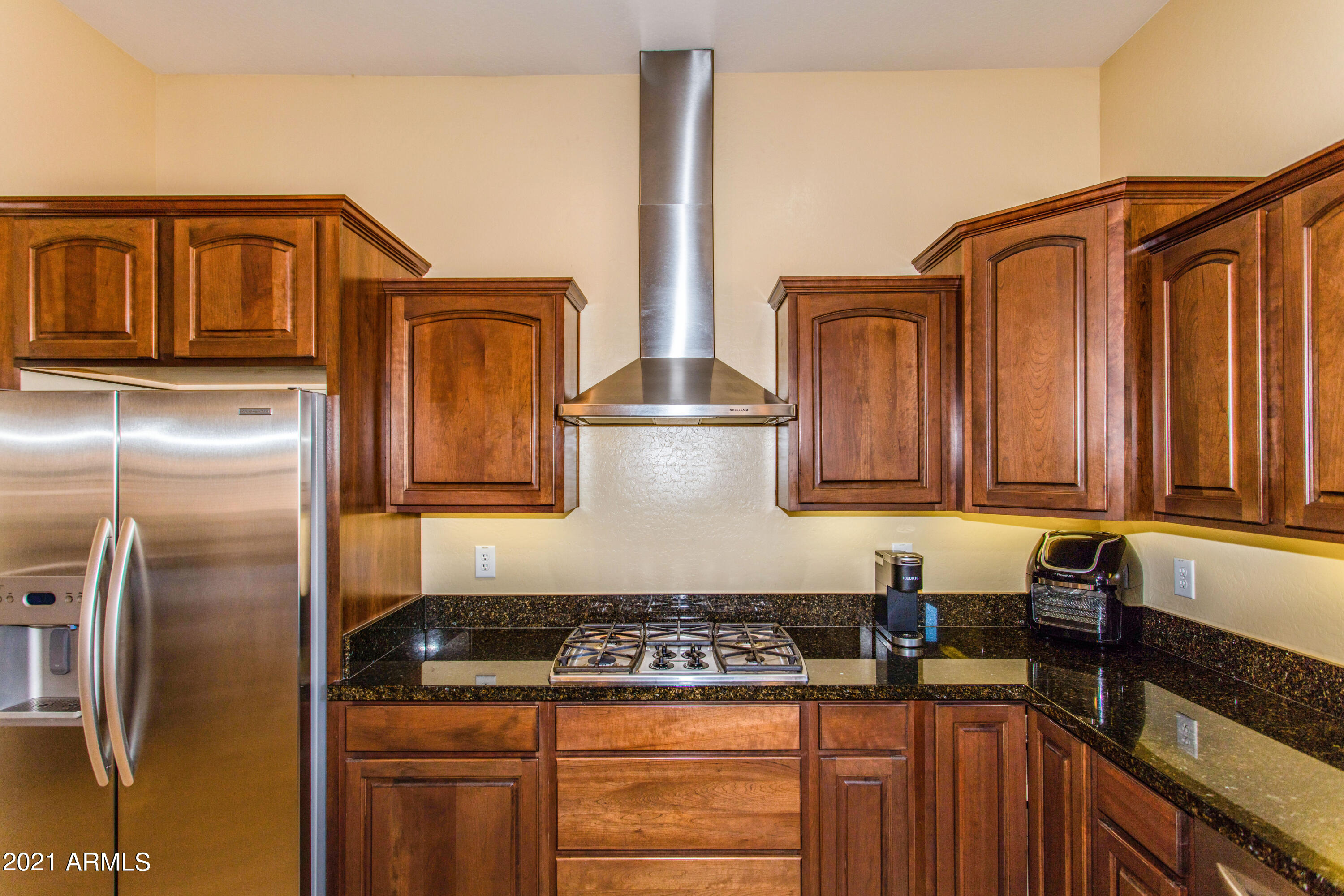 19095 North Stonegate Road Maricopa, AZ 85138 - Photo 10 of 43 10 Kitchen