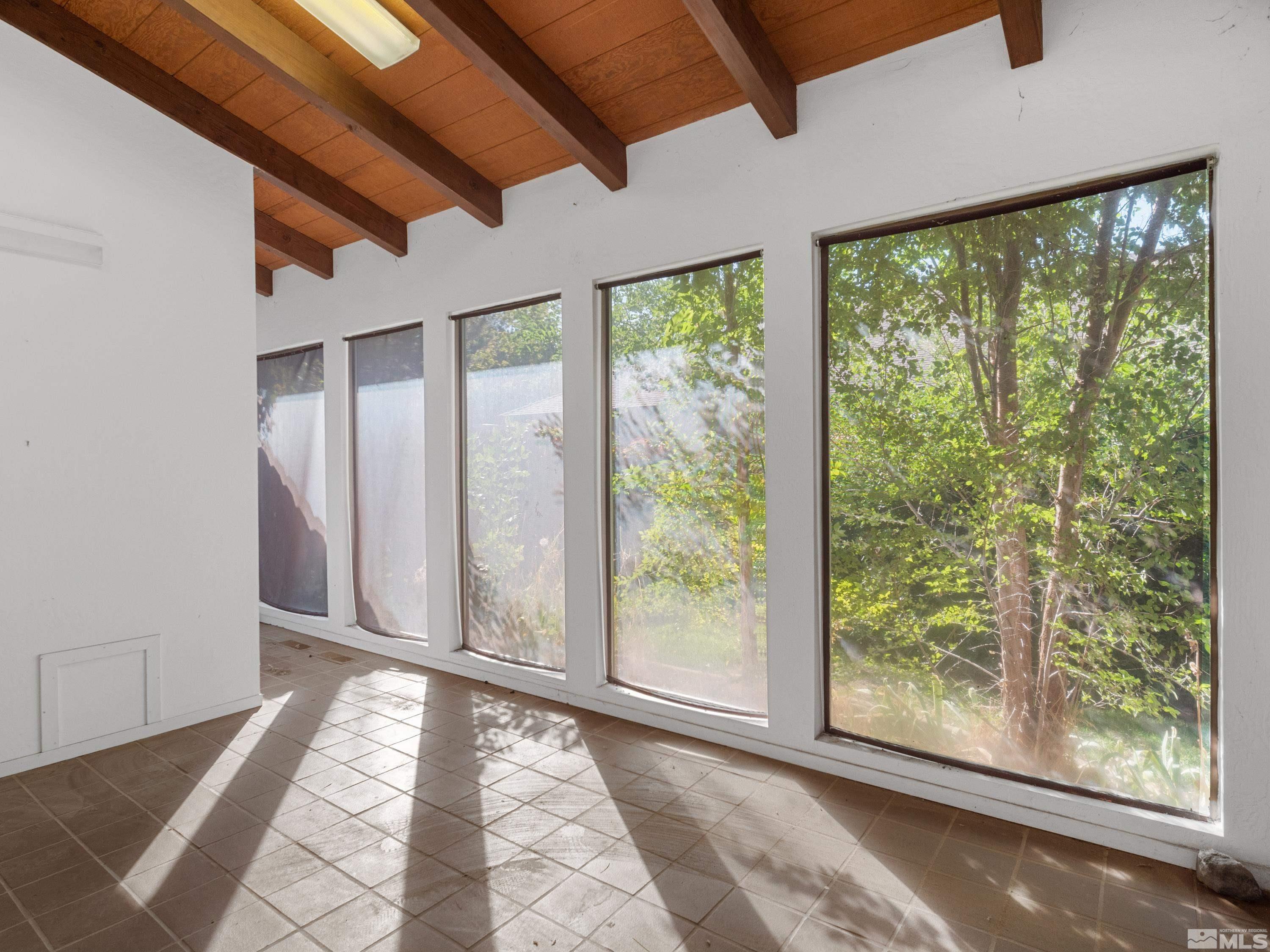 2875 Parkway Drive Reno, NV 89502 - Photo 20 of 40 Photo 20