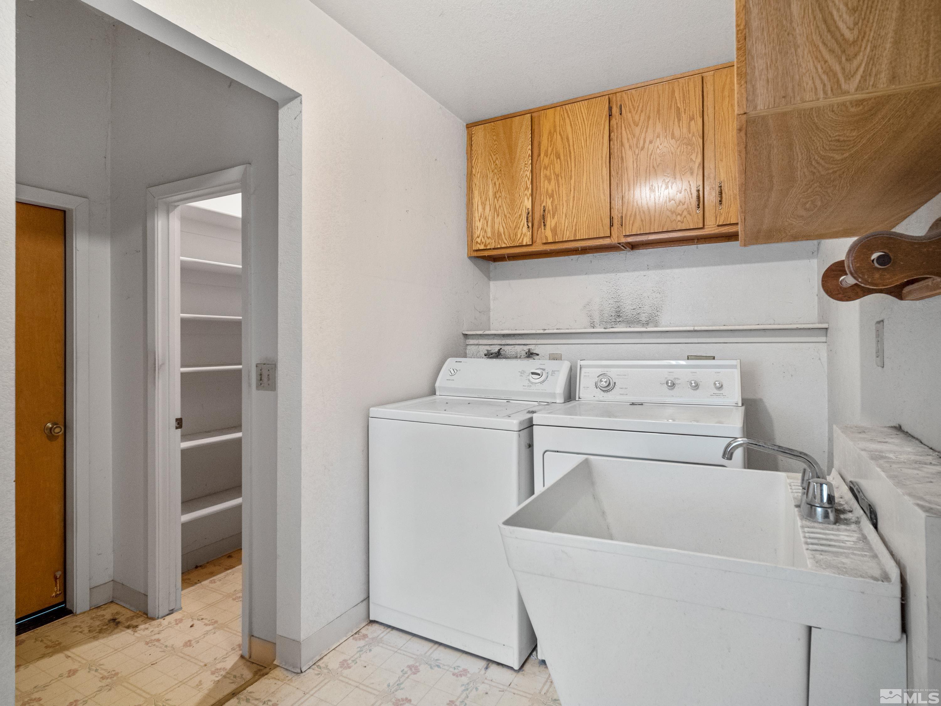 2875 Parkway Drive Reno, NV 89502 - Photo 23 of 40 Photo 23