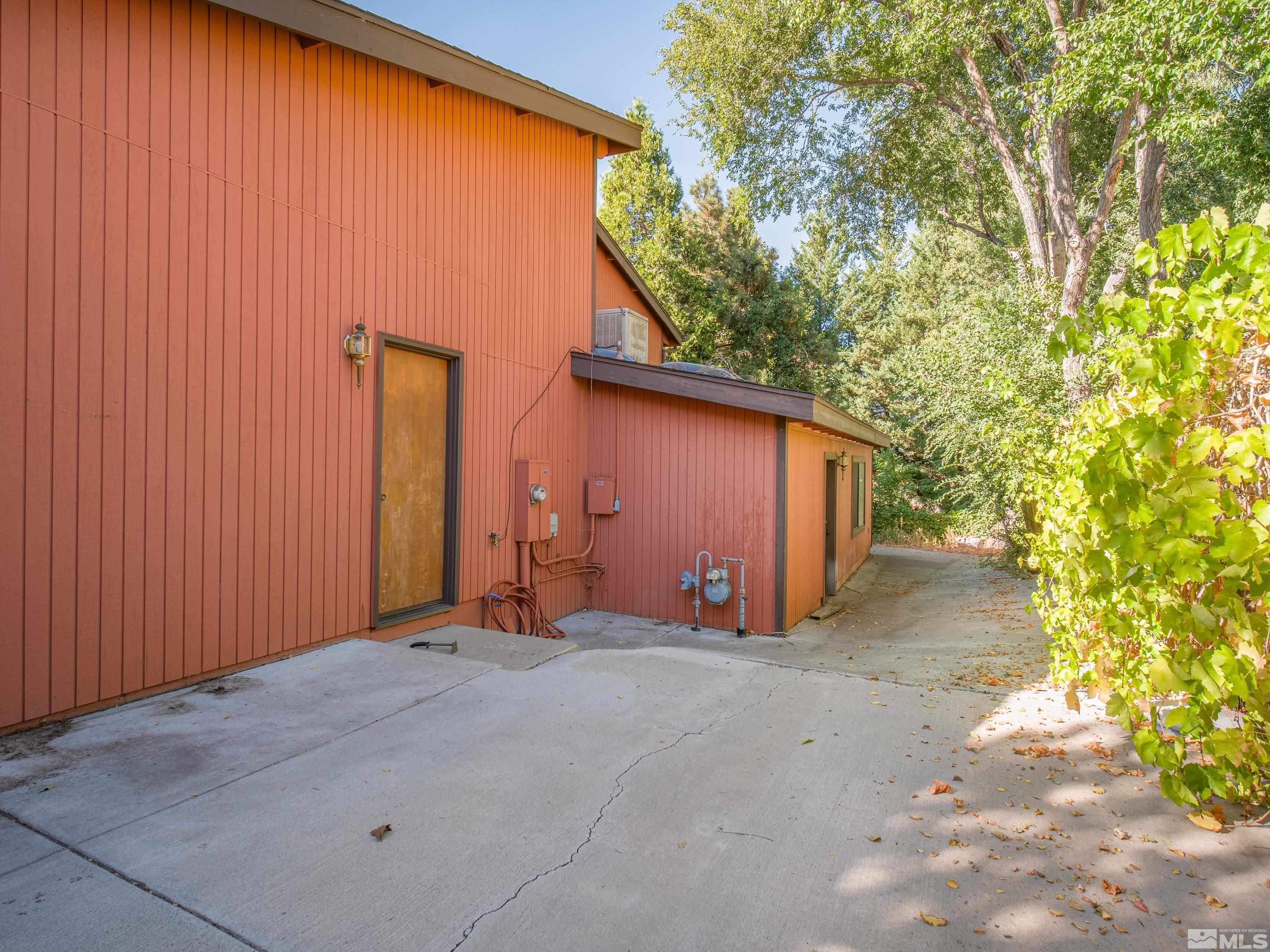 2875 Parkway Drive Reno, NV 89502 - Photo 35 of 40 Photo 35