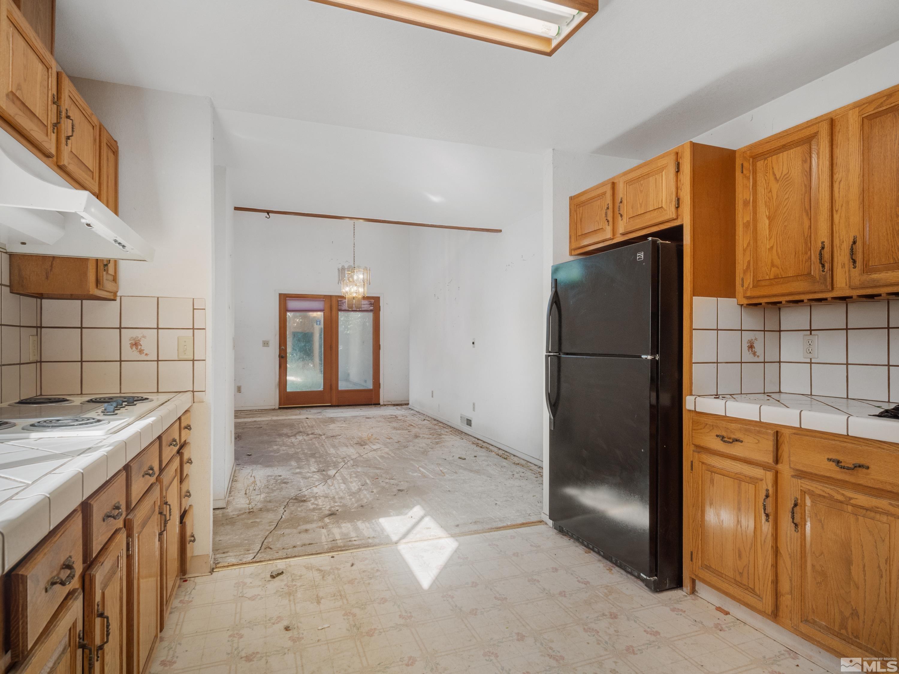2875 Parkway Drive Reno, NV 89502 - Photo 10 of 40 Photo 10