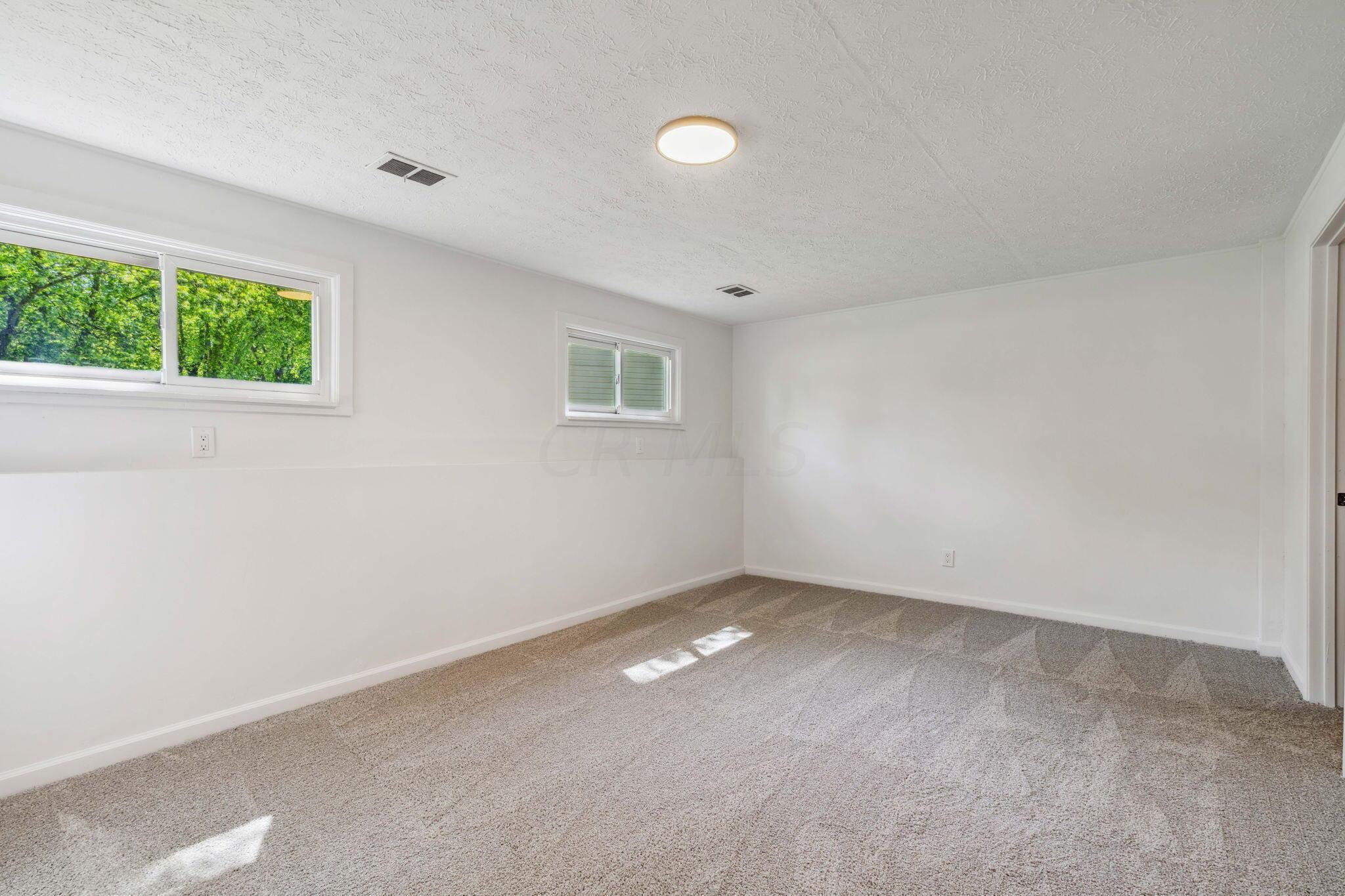 3699 Alpena Road Columbus, OH 43232 - Photo 13 of 18 RELAX in all new master bedroom!