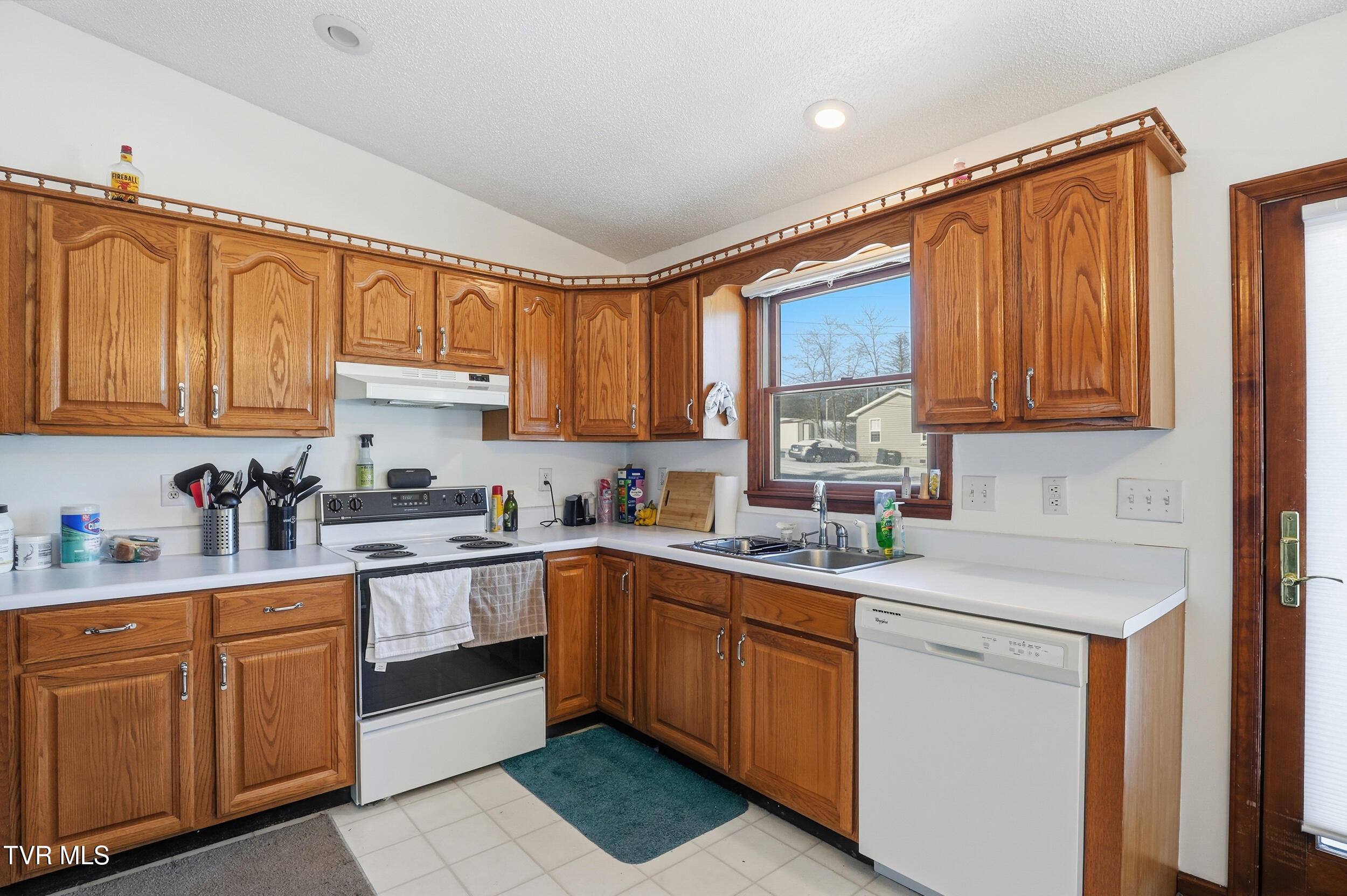 528 West Main Street Wise, VA 24293 - Photo 12 of 50 *