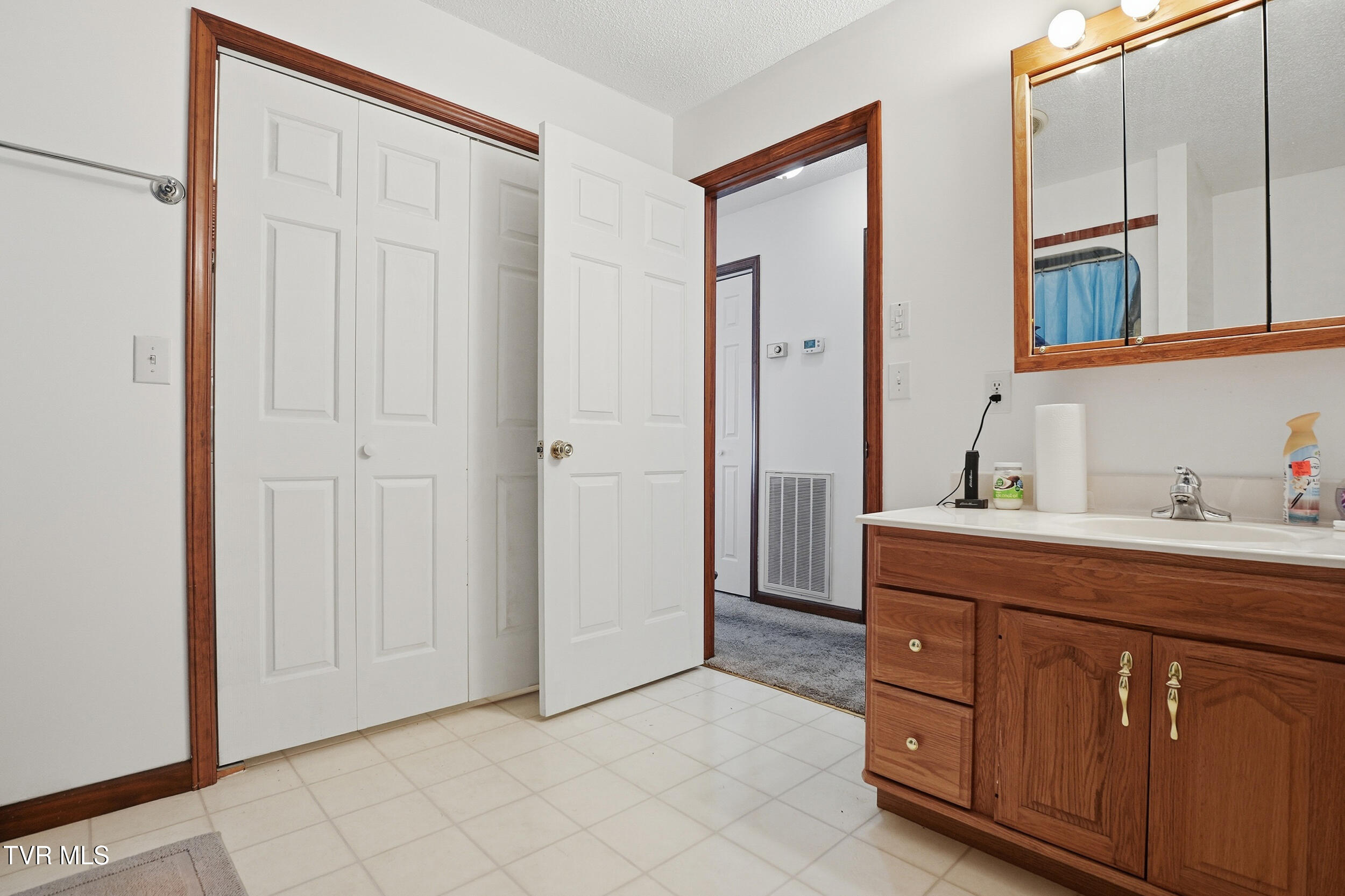 528 West Main Street Wise, VA 24293 - Photo 16 of 50 *