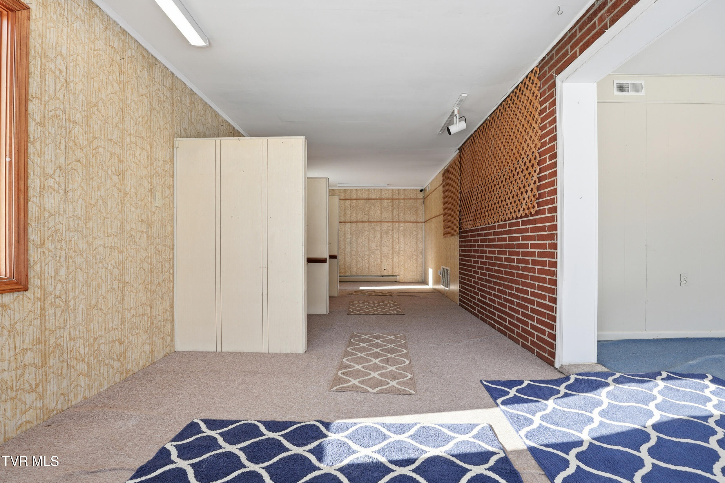 528 West Main Street Wise, VA 24293 - Photo 34 of 50 *