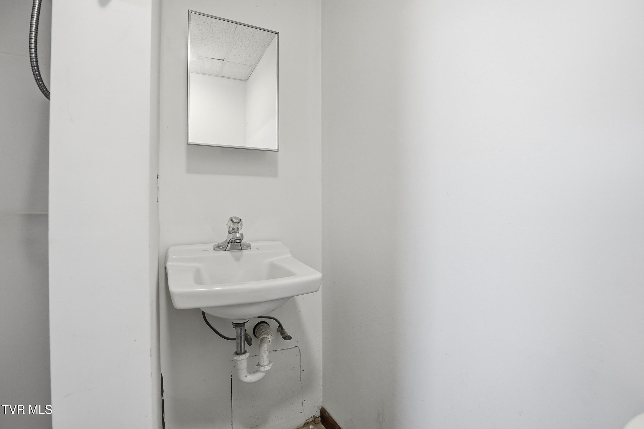 528 West Main Street Wise, VA 24293 - Photo 44 of 50 *