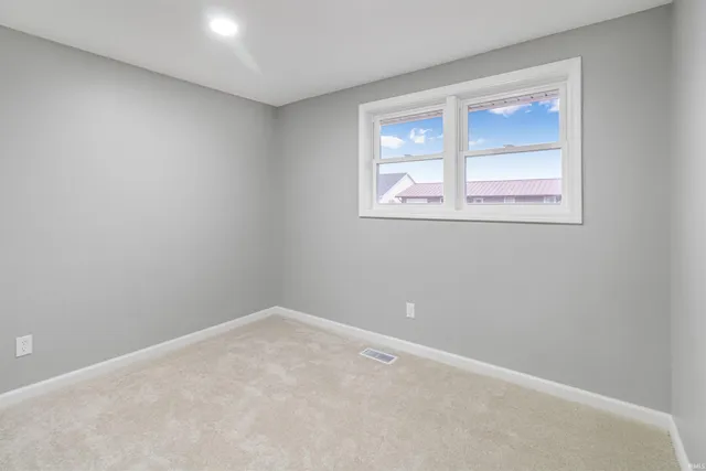 $189,000 | 712 Wedgewood Drive, Winchester, IN 47394