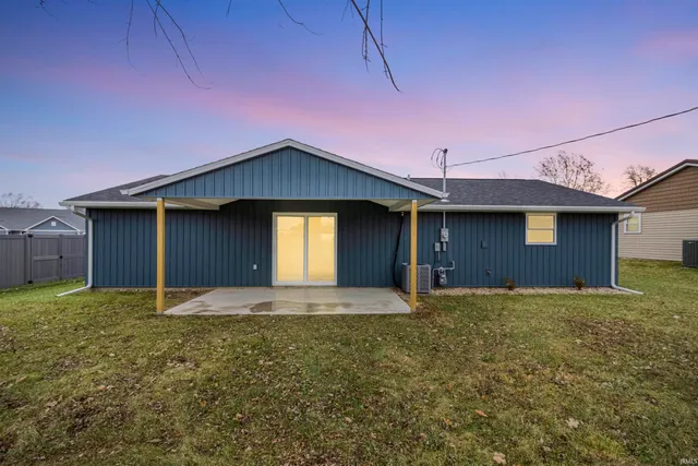 $189,000 | 712 Wedgewood Drive, Winchester, IN 47394