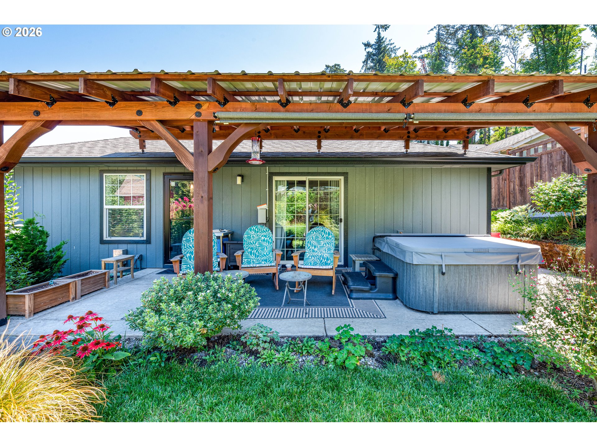 510 South 6th Street Springfield, OR 97477 - Photo 3 of 39 Backyard