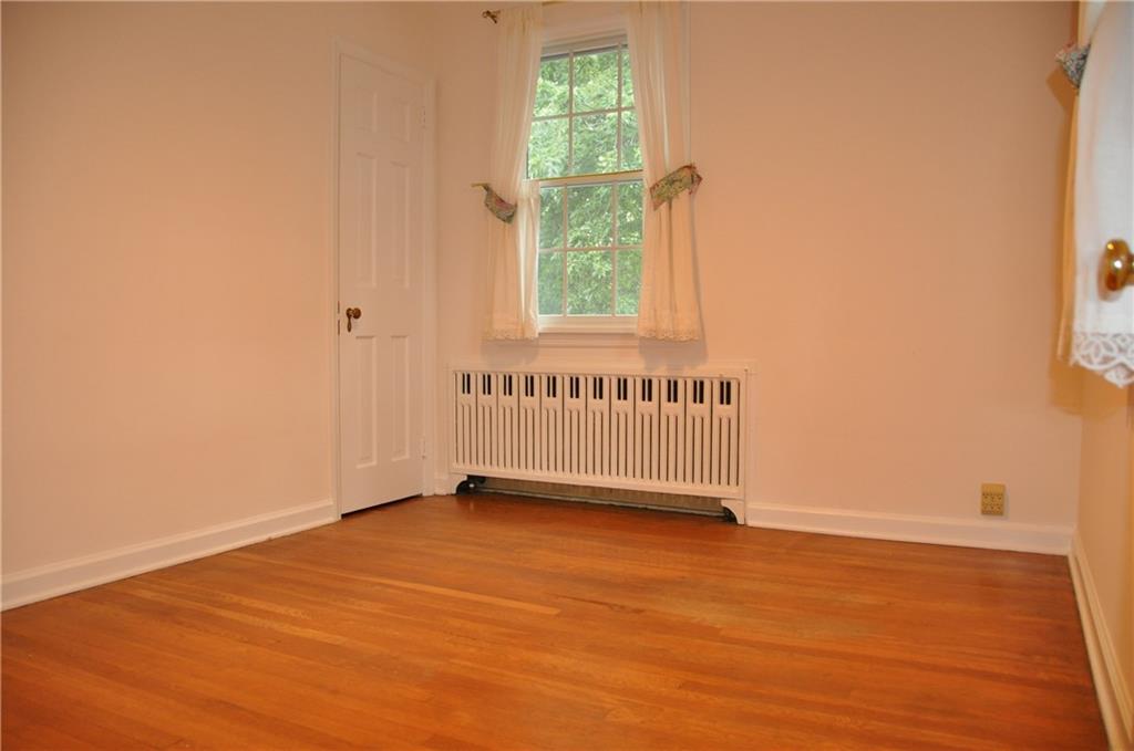 386 Arden Road Mt. Lebanon, PA 15216 - Photo 14 of 24 Gallery Image 14