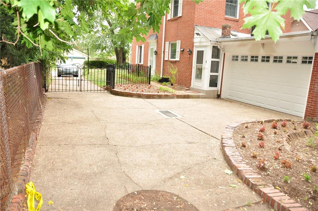 386 Arden Road Mt. Lebanon, PA 15216 - Photo 20 of 24 Gallery Image 20