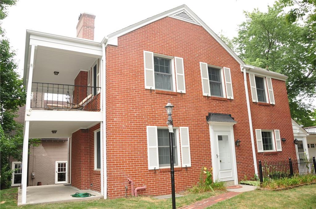 386 Arden Road Mt. Lebanon, PA 15216 - Photo 3 of 24 Gallery Image 3