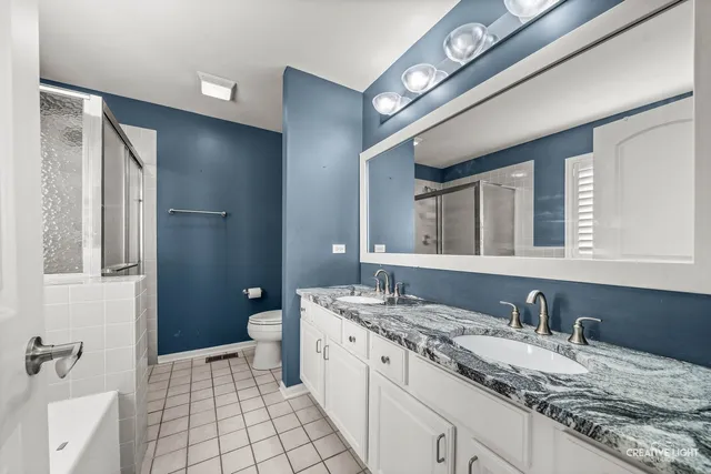 $2,600 | 612 Waterview Court, Naperville, IL 60563