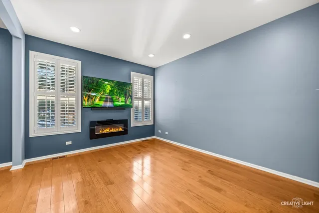 $2,600 | 612 Waterview Court, Naperville, IL 60563