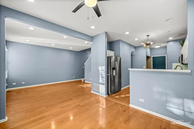 $2,600 | 612 Waterview Court, Naperville, IL 60563