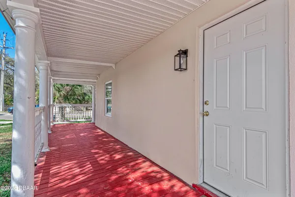 $1,750,000 | 502 North Halifax Avenue, Daytona Beach, FL 32118