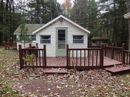 495 Lower Middle Creek Road Kunkletown, PA 18058 - Photo 1 of 22 495 Lower Middle Creek Rd