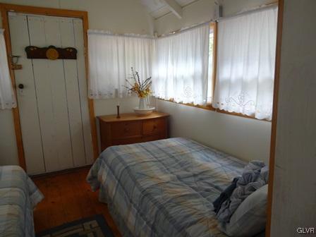 495 Lower Middle Creek Road Kunkletown, PA 18058 - Photo 11 of 22 2nd Bedroom