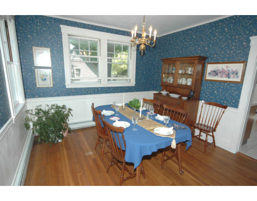 11 Dee Road Lexington, MA 02420 - Photo 3 of 16