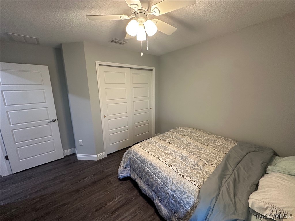 8434 North Vardon Road Citrus Springs, FL 34434 - Photo 20 of 29 Bedroom 3 with double closet