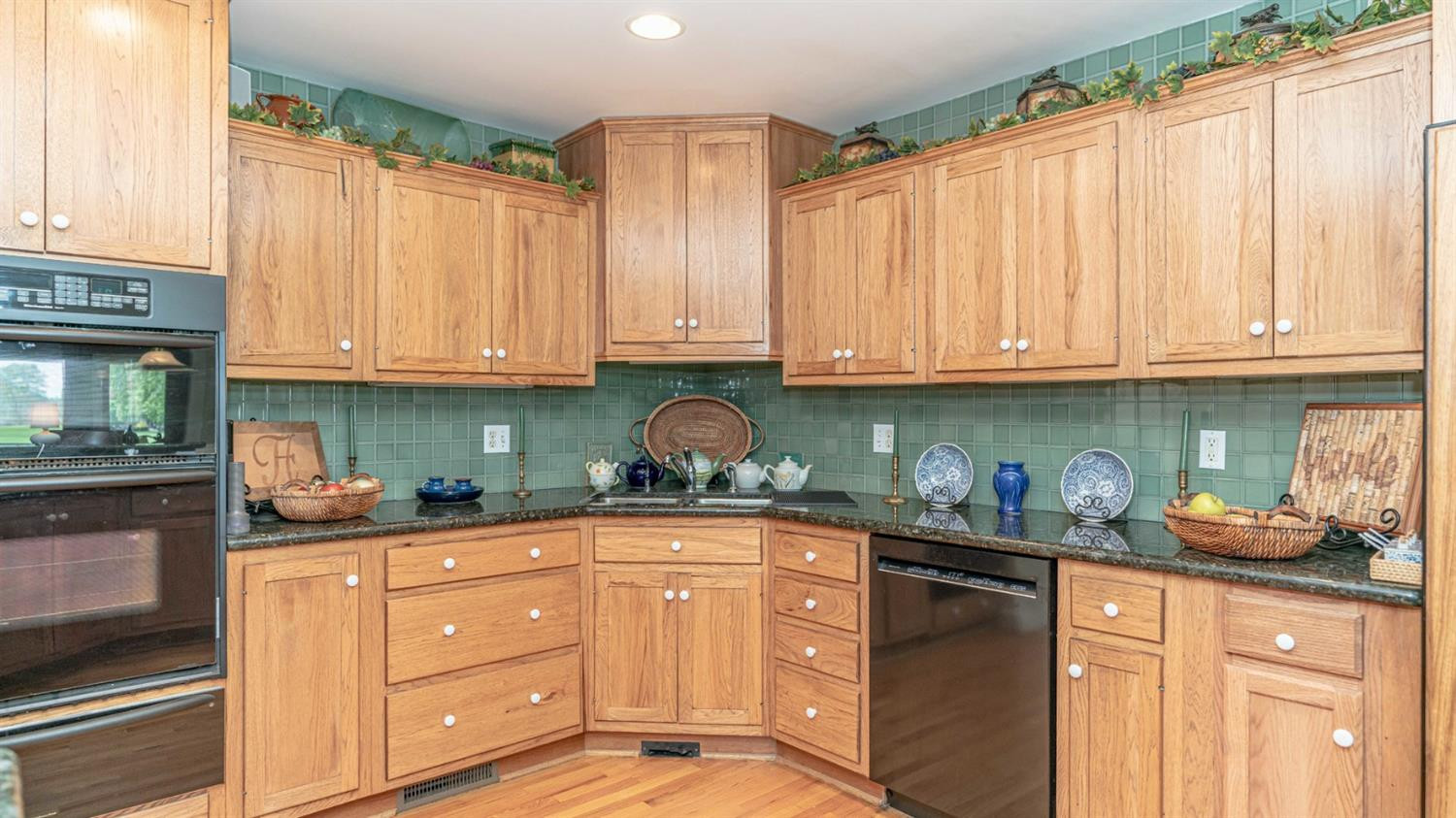 3181 Heather Road Ann Arbor, MI 48108 - Photo 8 of 44 Photo 8