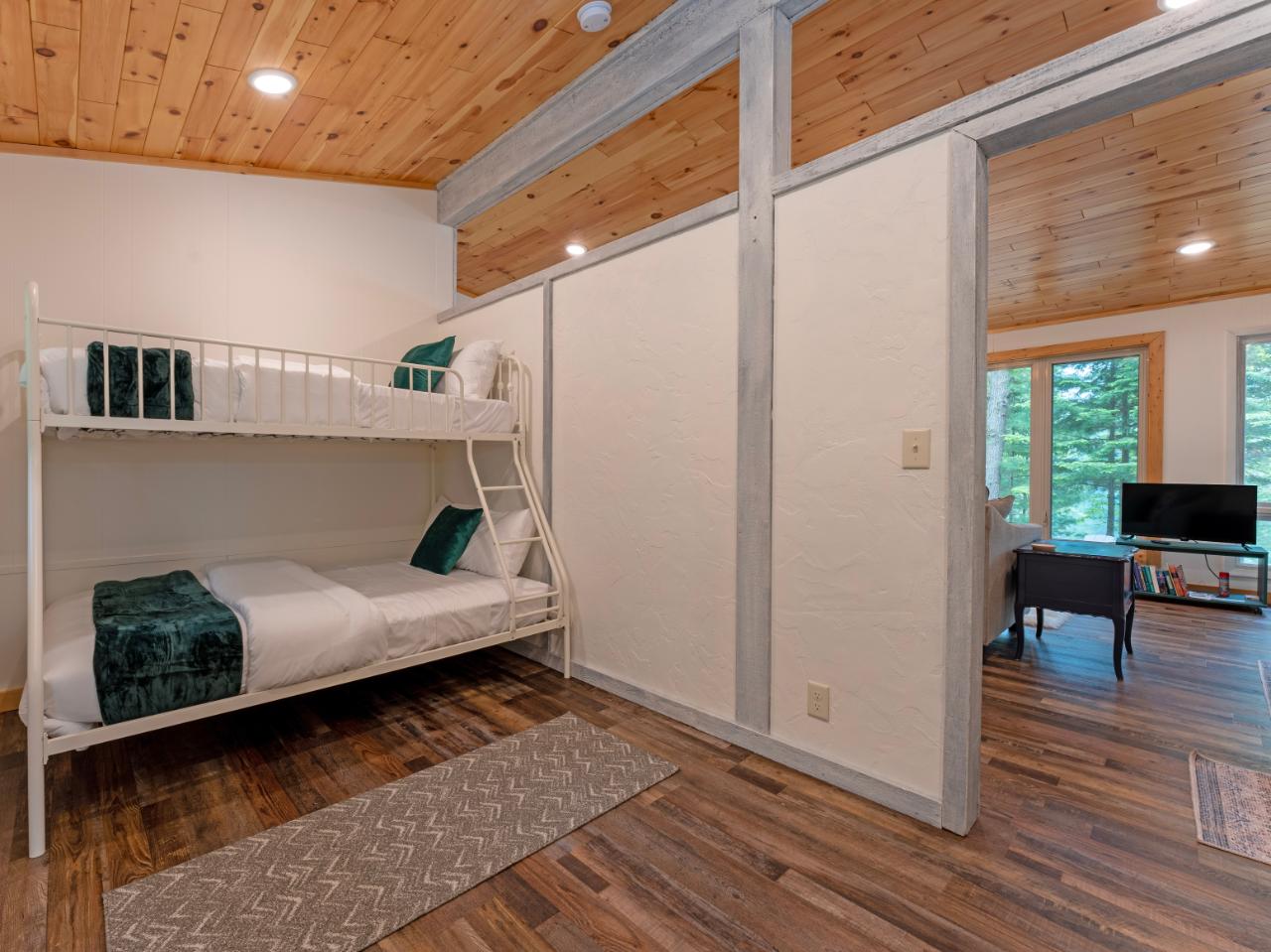 7625 West Point Drive Rhinelander, WI 54501 - Photo 19 of 35 Gallery Image 19