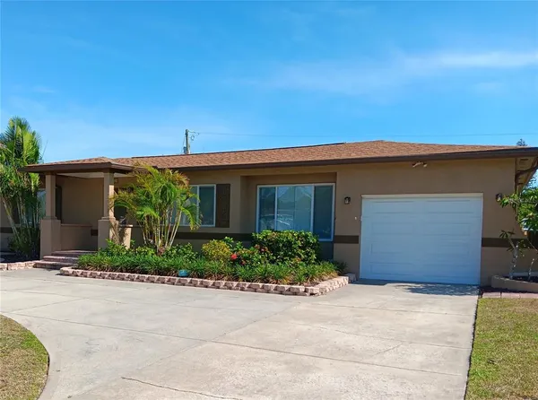 $3,150 | 4864 Lake Charles Drive North, Kenneth City, FL 33709