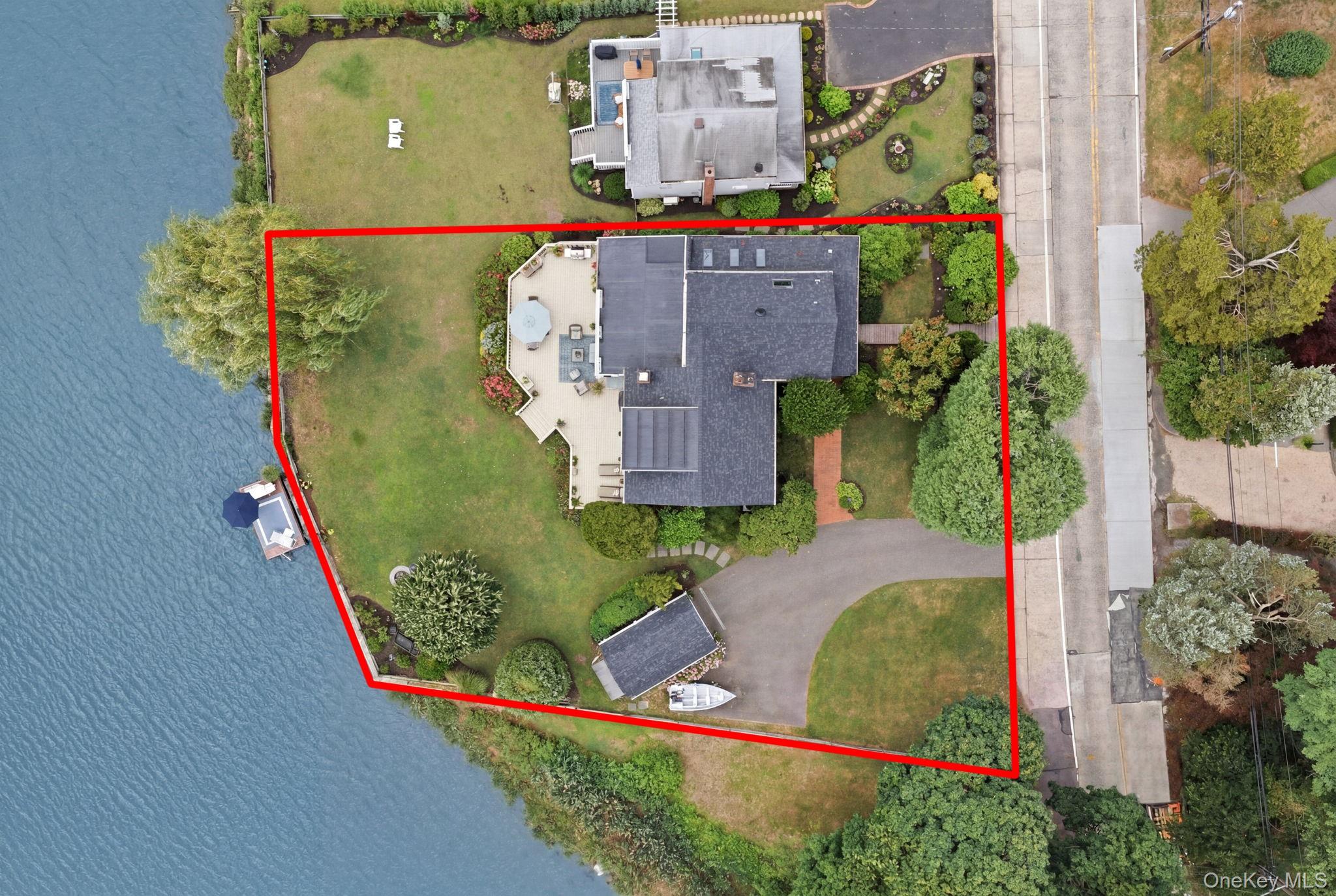33 Prospect Road Centerport, NY 11721 - Photo 44 of 48 Property outline.