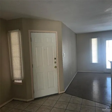 $685 | 3001 Daffodil Avenue, Unit 7, McAllen, TX 78501