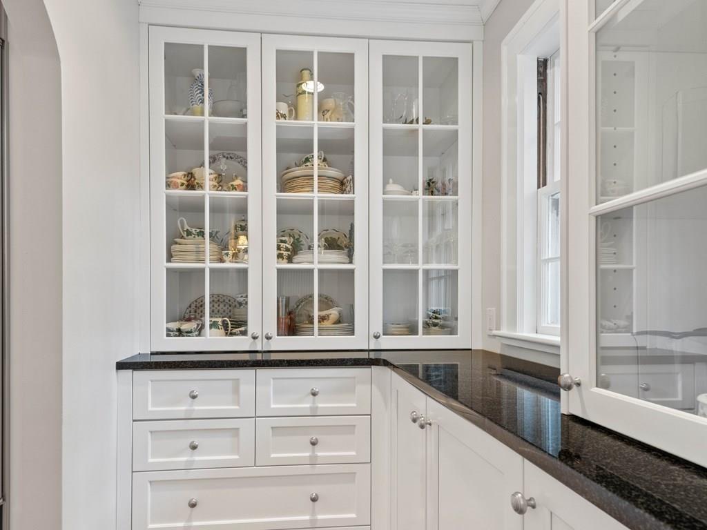 28 Boulder Road Wellesley, MA 02481 - Photo 10 of 21 Gallery Image 10