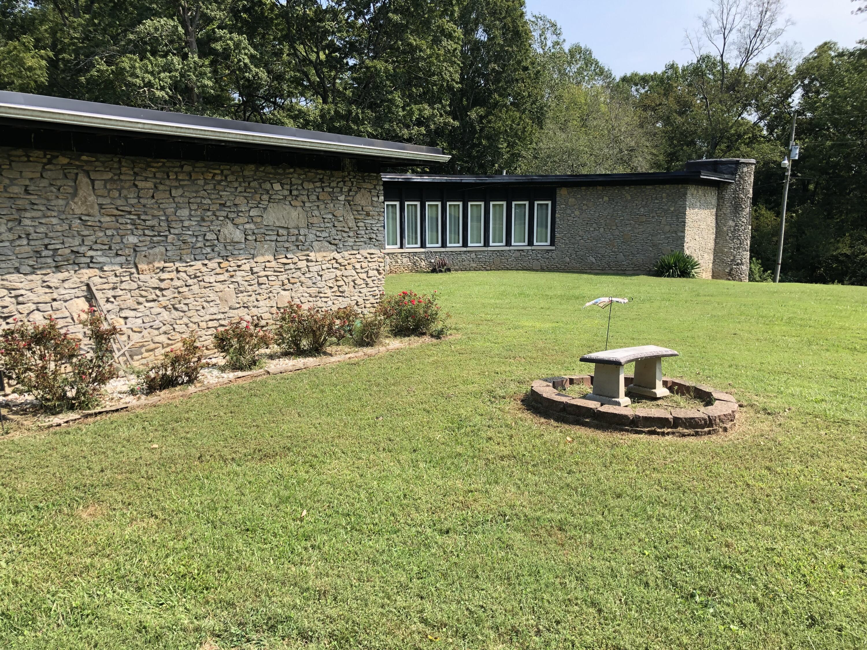2600 Tennessee Ridge Road Liberty, KY 42539 - Photo 5 of 48 IMG_0299