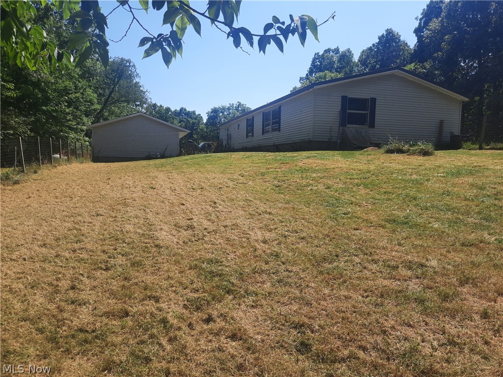 8664 Porter Run Road Roseville, OH 43777 - Photo 5 of 26 Gallery Image 5