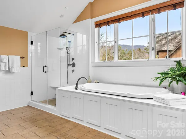 $1,285,000 | 305 Clubhouse, Unit B301, Mill Spring, NC 28756