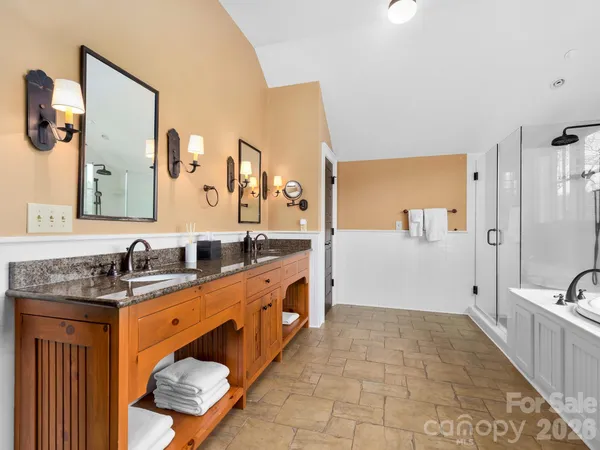 $1,285,000 | 305 Clubhouse, Unit B301, Mill Spring, NC 28756