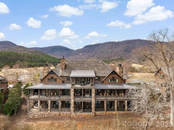 $1,285,000 | 305 Clubhouse, Unit B301, Mill Spring, NC 28756