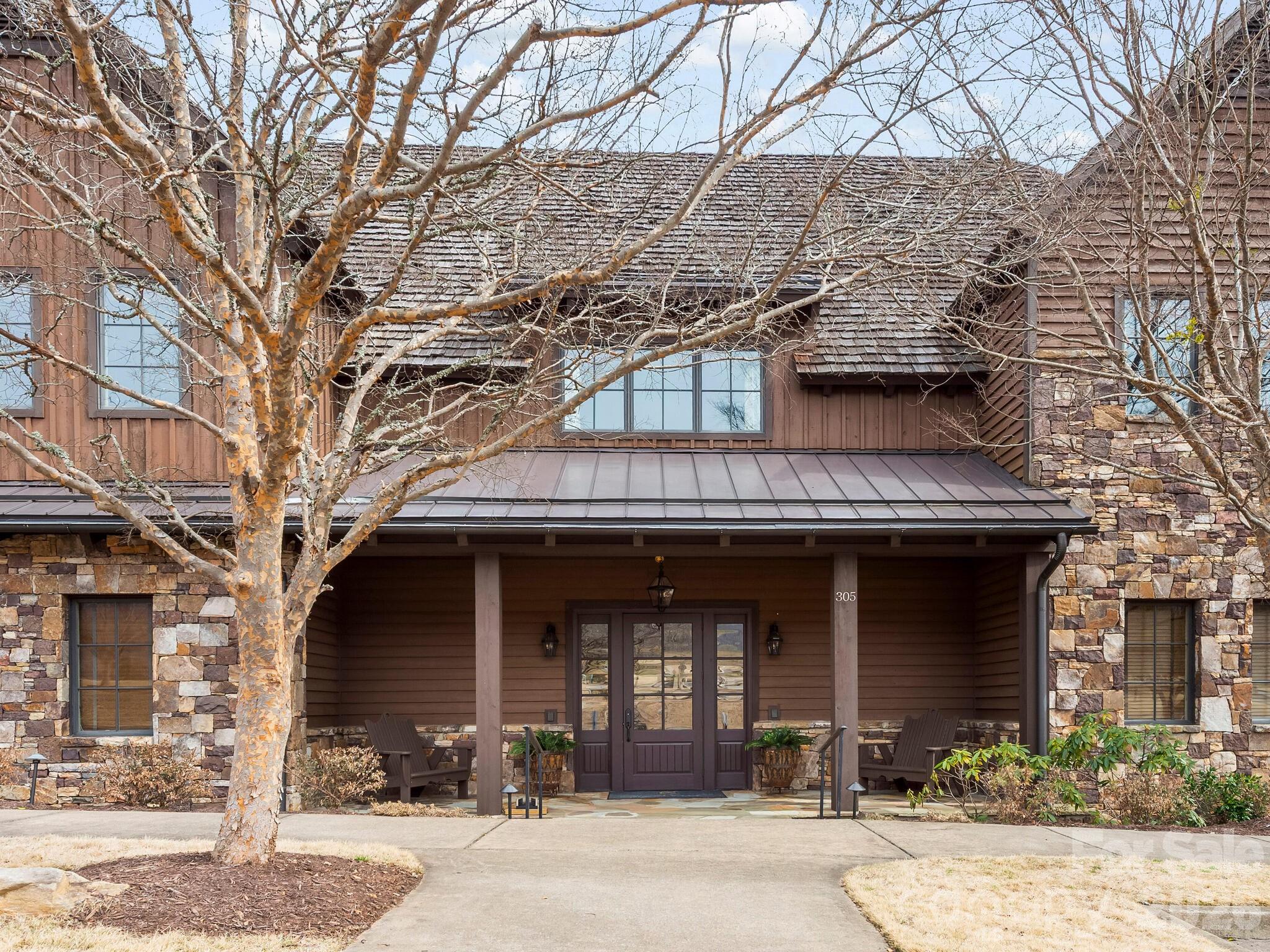 305 Clubhouse, Unit B301 Mill Spring, NC 28756 - Photo 5 of 48