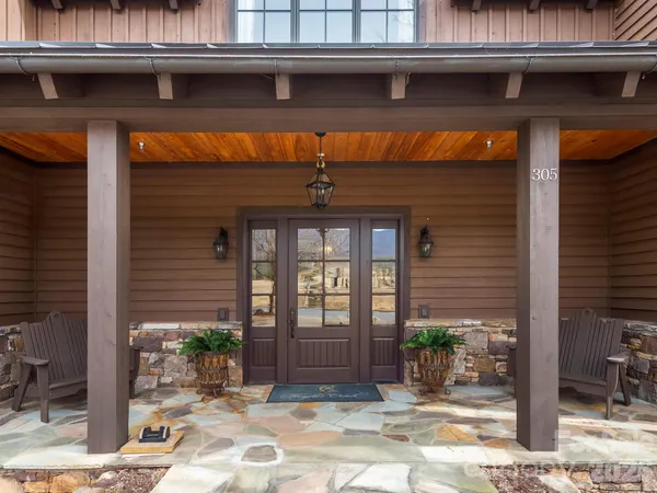 $1,285,000 | 305 Clubhouse, Unit B301, Mill Spring, NC 28756