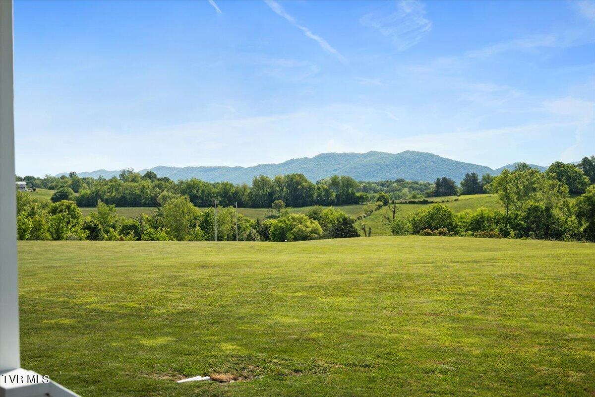 563 Mayberry Road Jonesborough, TN 37659 - Photo 11 of 95 10-128A7691